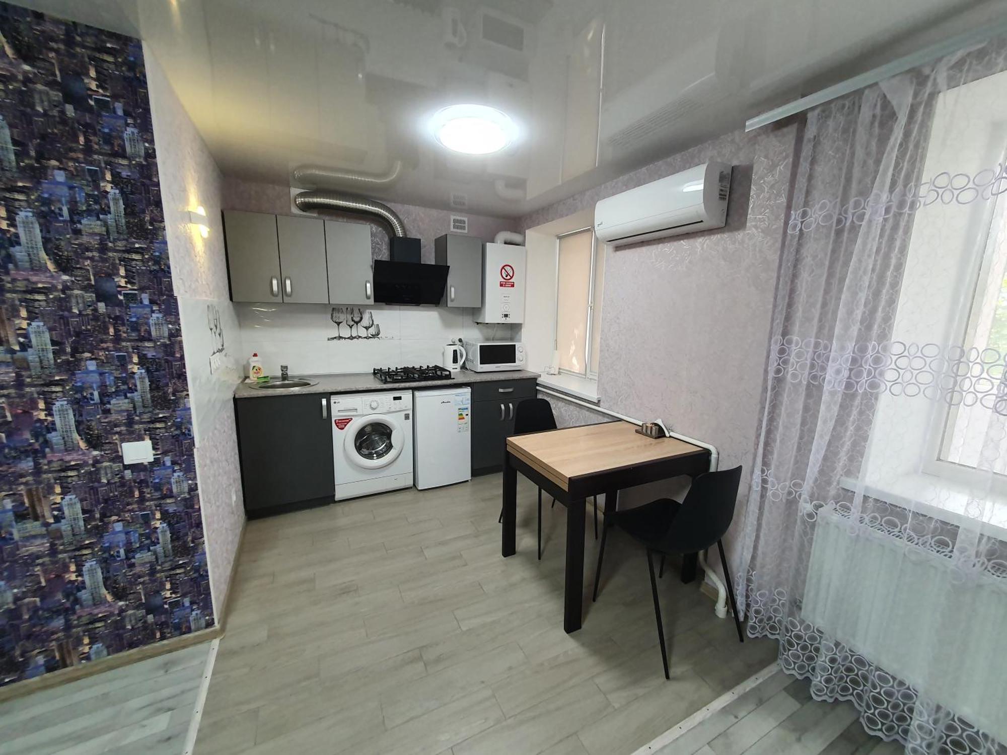 קרופיבניצקי Apartment On Tarkovskogo 2 מראה חיצוני תמונה